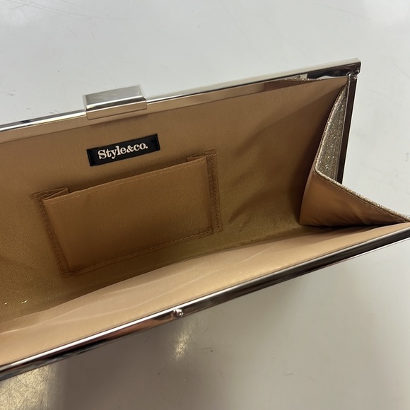 Gold sparkly clutch B40-29 - Picture 4 of 4